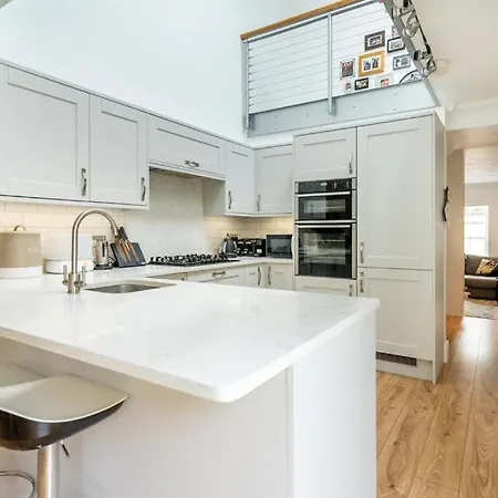 Дом отдыха Valor *