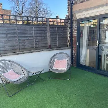 Holiday home Valor York
